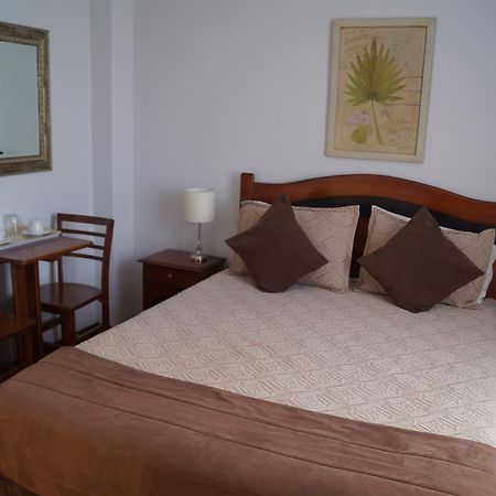 Residencial Universitaria Сантьяго Экстерьер фото